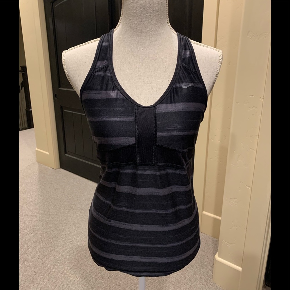 Nike dri-fit workout top